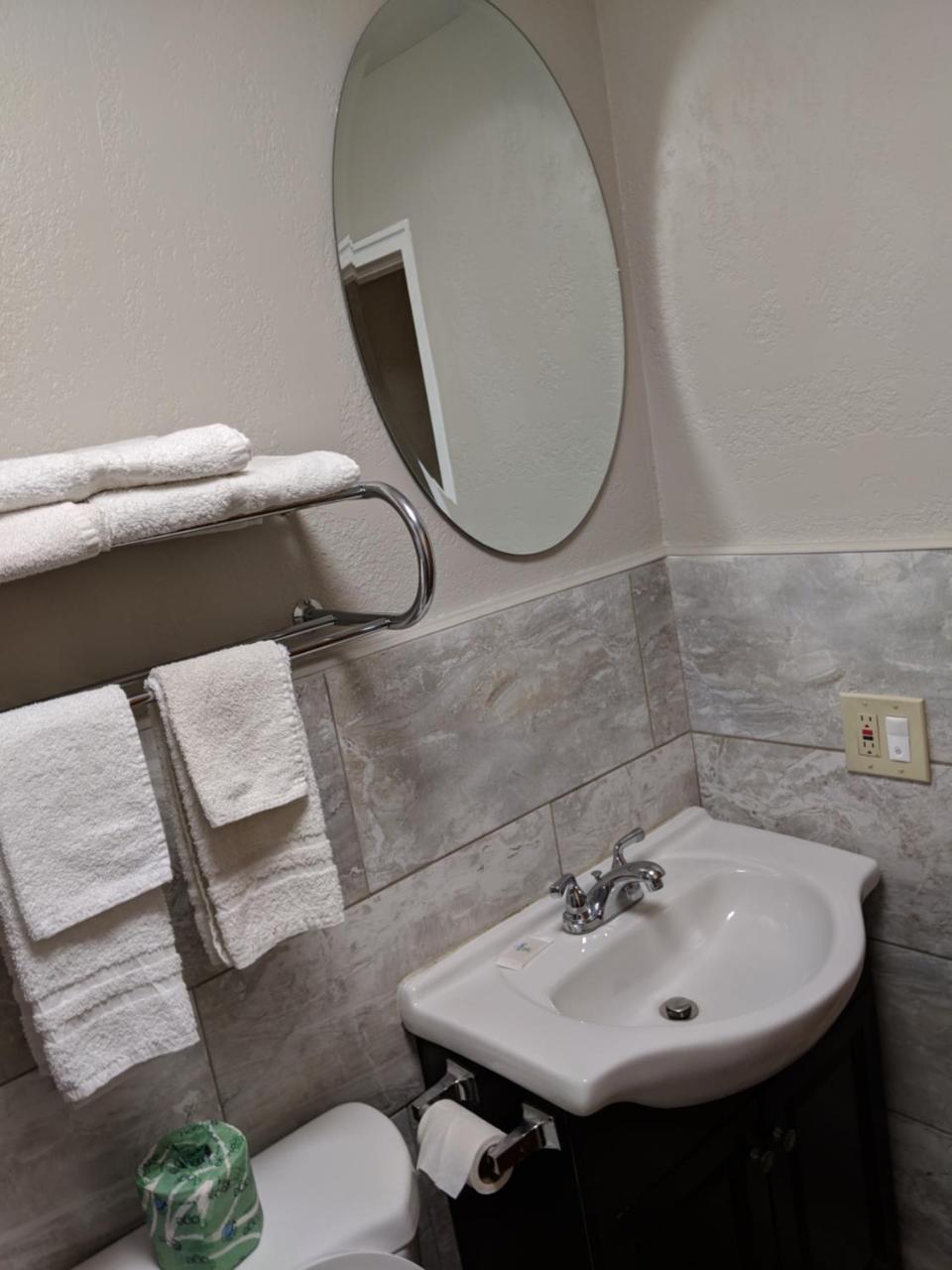 Americas Best Value Inn Bradford Eksteriør bilde